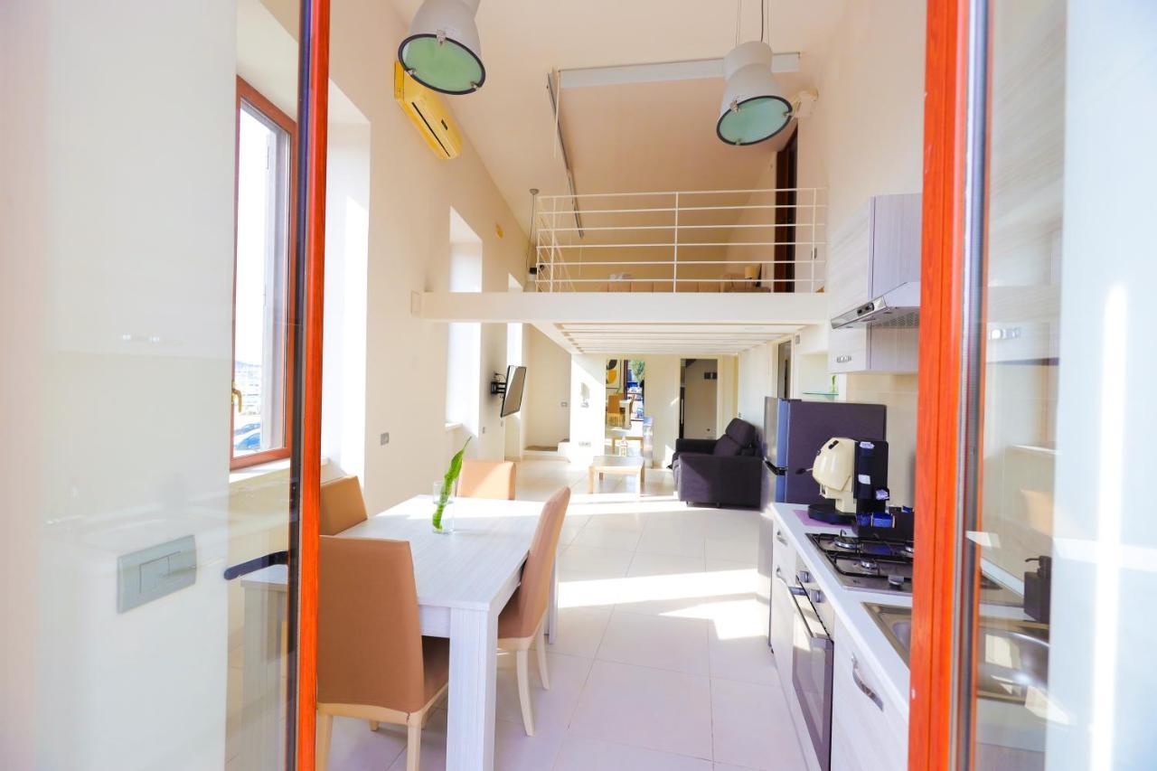 B&B Piazza A Mare Pozzuoli Exterior photo
